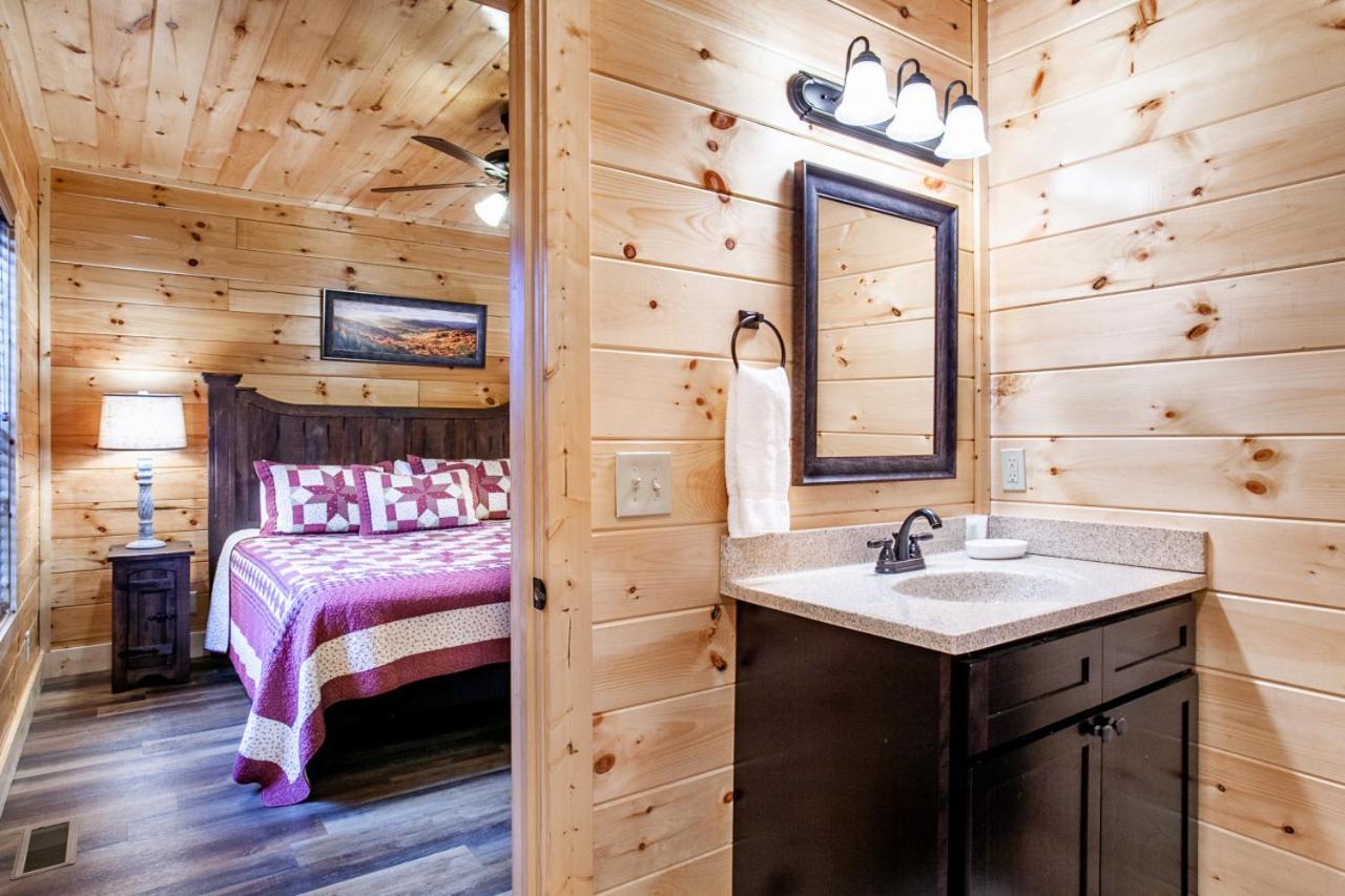 Swimming Bears Lodge 1 With Indoor Pool And Hot Tub Pigeon Forge Luaran gambar